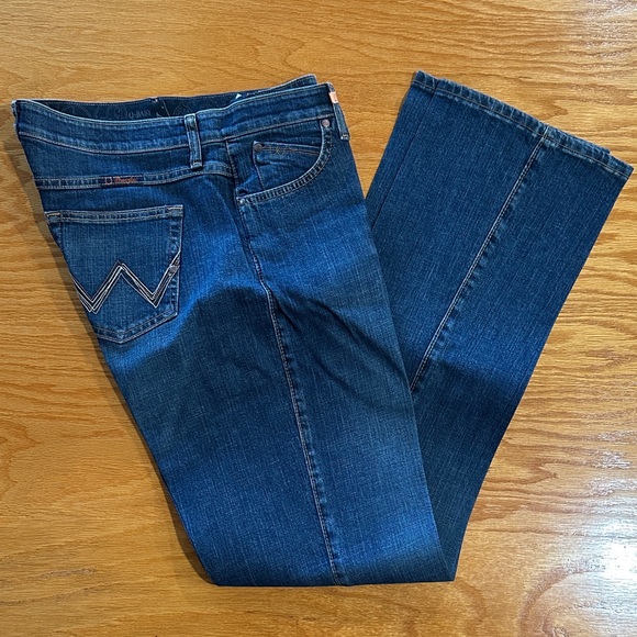 Wrangler Denim - Wrangler Women's Q Baby Boot Cut Jeans